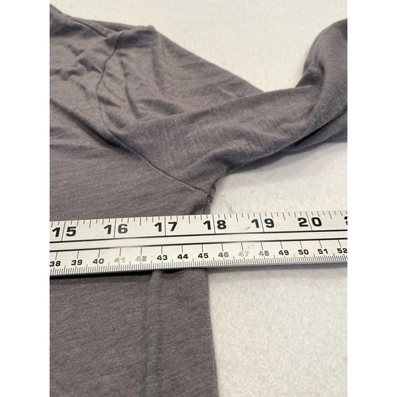 Victoria's Secret Women's Long Sleeve Top Small Gray Glitter Heart Love Pullover - Picture 6 of 8